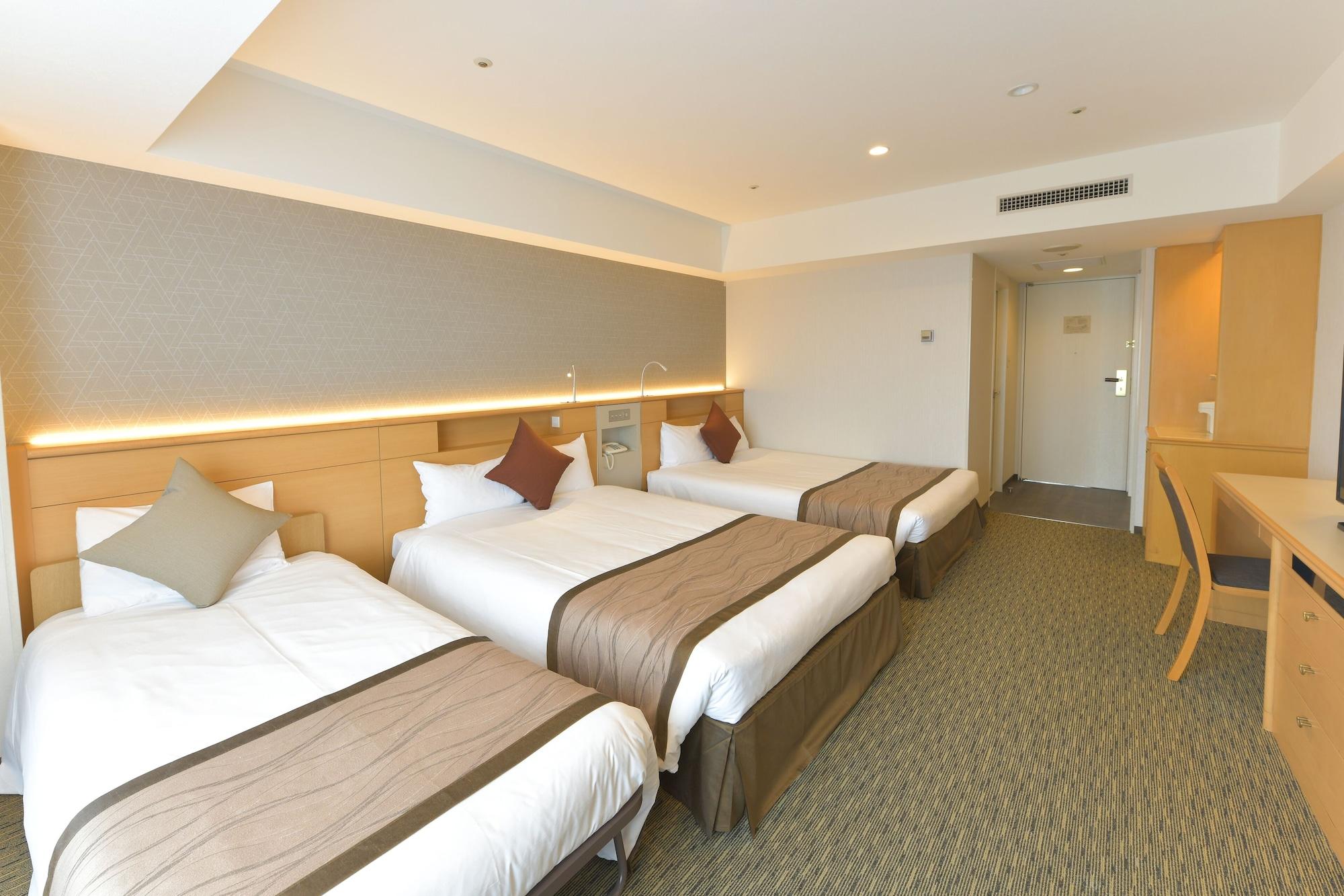 Tobu Airport Hotel 4*